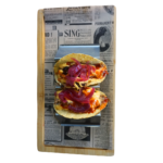 Tacos de Cochinita Pibil (2 uds.) con carne desmechada, salsa gochujang, cebolla morada y salsa cheddar.